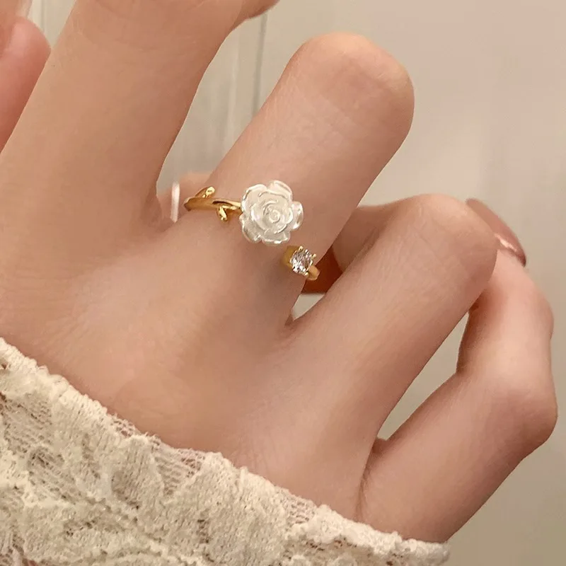 New Fashion Trend Unique Design Elegant Delicate Retro Simple Camellia Open End Adjustable Ring Women Jewelry Party Female Gift