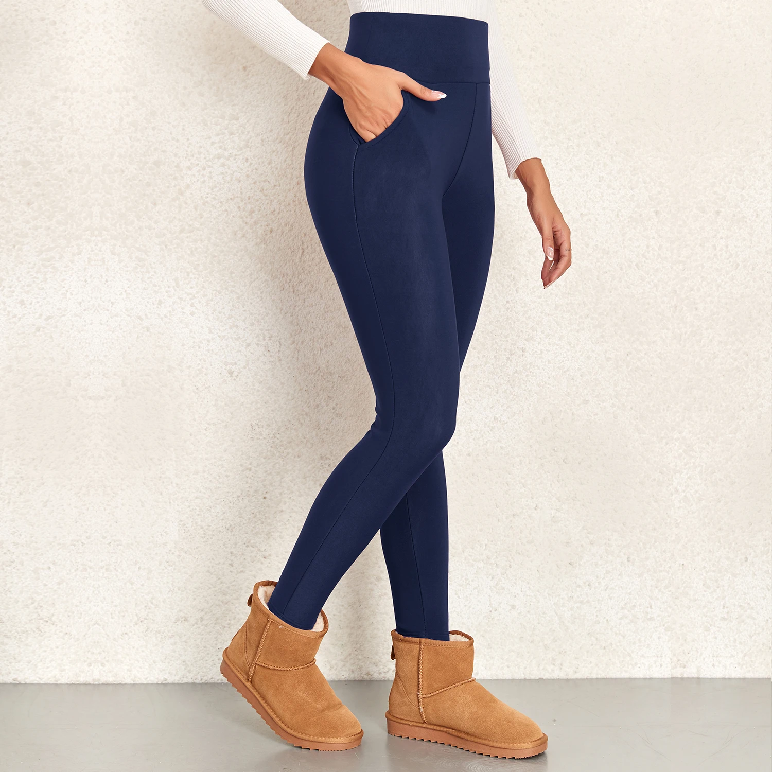 CHRLEISURE Velvet Lamb Wool Yoga Pants with Pockets Winter Warm Sports Leggings Solid Color Fleece Comfortable Tights