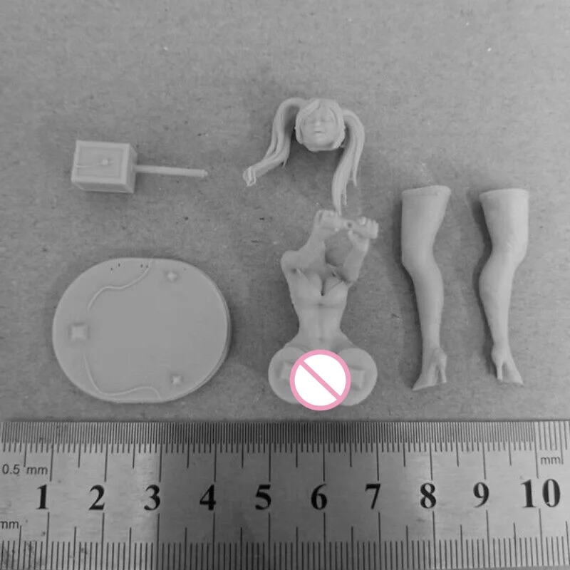 Blast Girl Version 1 Resin Figure 1/24 Scale 75mm  Assembly Model Kit Unassembled and Unpainted Diorama Toys