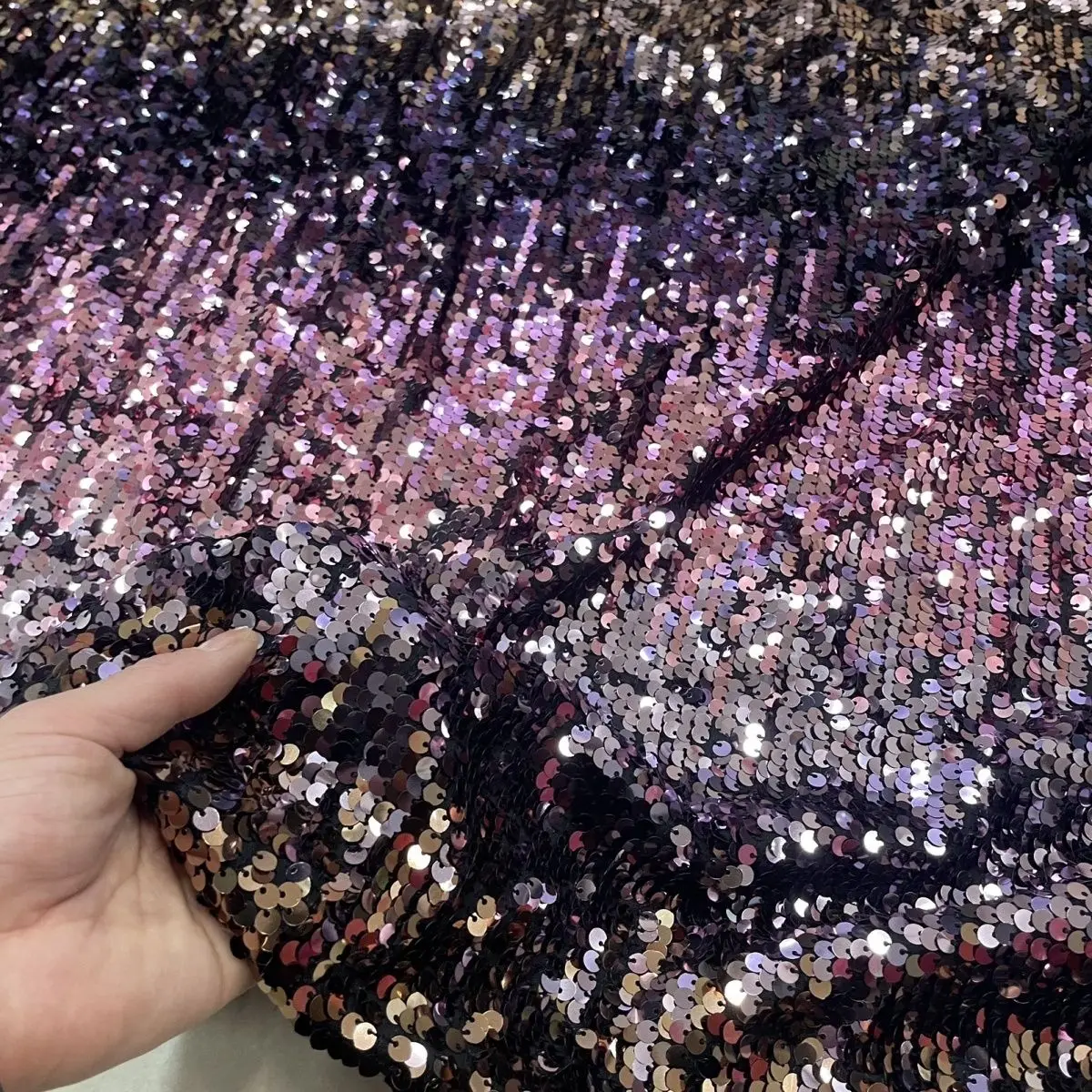 

Gradient color gold purple glitter shiny elastic soft gold velvet fabric sewn cheongsam skirt stage costume designer fabric