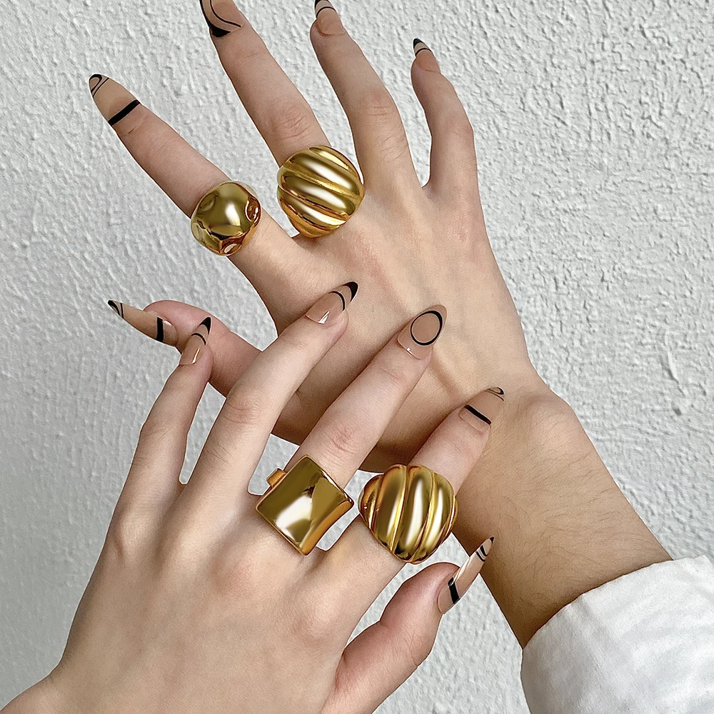 Greatera Corrugated Ball Design Ring Chic Three-dimensional Shell The Wide Edge Arc is Irregula Women's Stainless Steel Jewelry