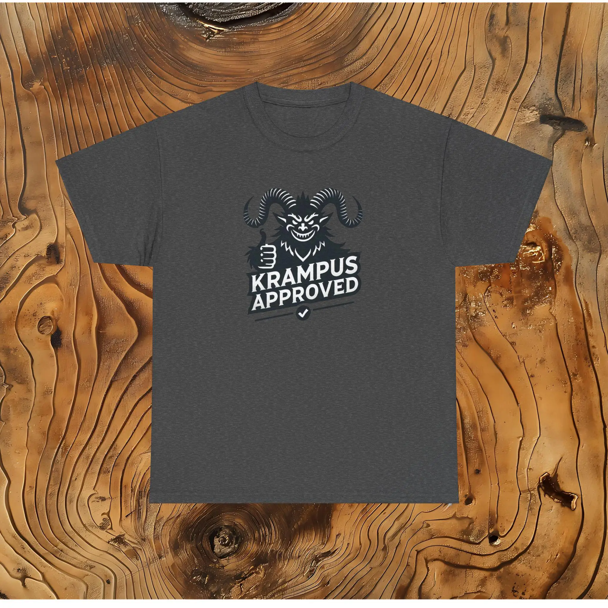 تي شيرت معتمد من Krampus قميص عطلة احتفالي داكن، تي شيرت مضحك لعيد الميلاد للمهووسين تصميم Krampus القوطي هدية فريدة له