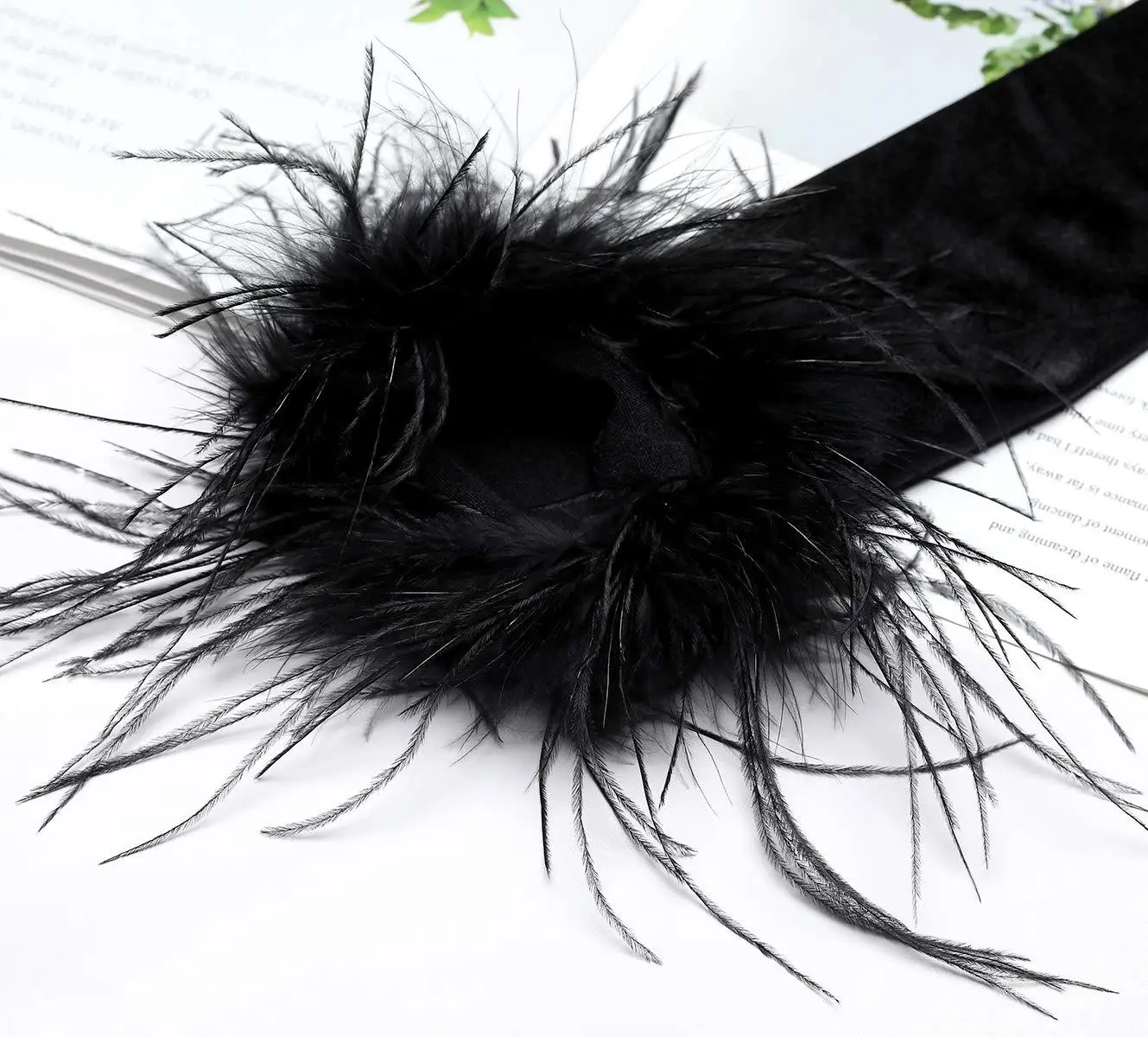 Women's Long Feather Gloves 50cm Satin Elbow Solid Halloween Sexy Dinner Performance Velvet Wedding Gloves 1920s Accessories