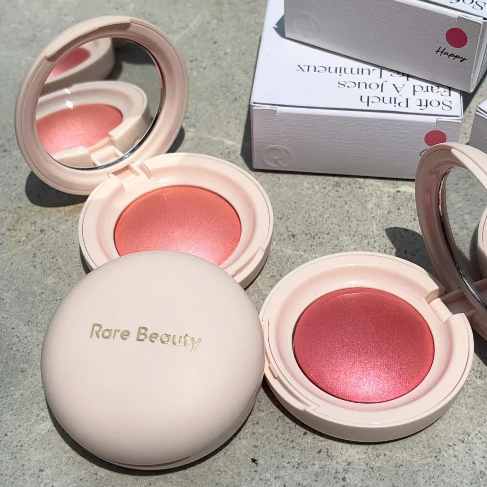 Rare Beauty Happy Lucky Love Blush, blush liquide longue tenue, effet repulpant, sans traces, fini dewy, waterproof, hydratant, maquillage pour le visage, cosmétique pour femmes