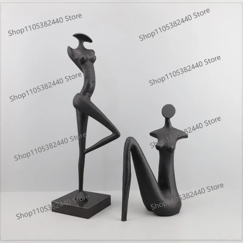 European Metal Abstract Figure Sculpture, Creative Art Ornament for TV Cabinet Living Room Home Decor