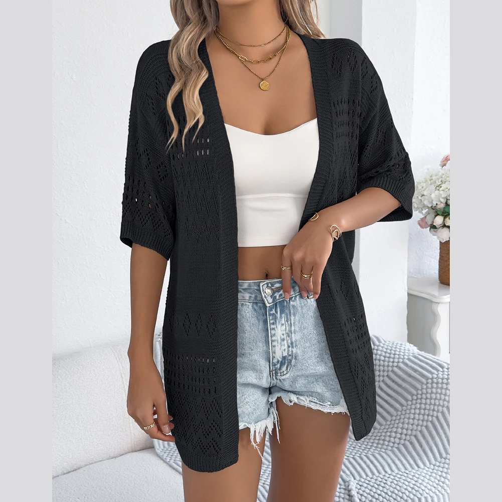 เสื้อสเวตเตอร์คาร์ดิแกนถักแขนกลางของผู้หญิงที่มีสีทึบแบบลำลองและดีไซน์คัตเอาท์สำหรับงานต่างๆ และสถานการณ์ต่างๆ