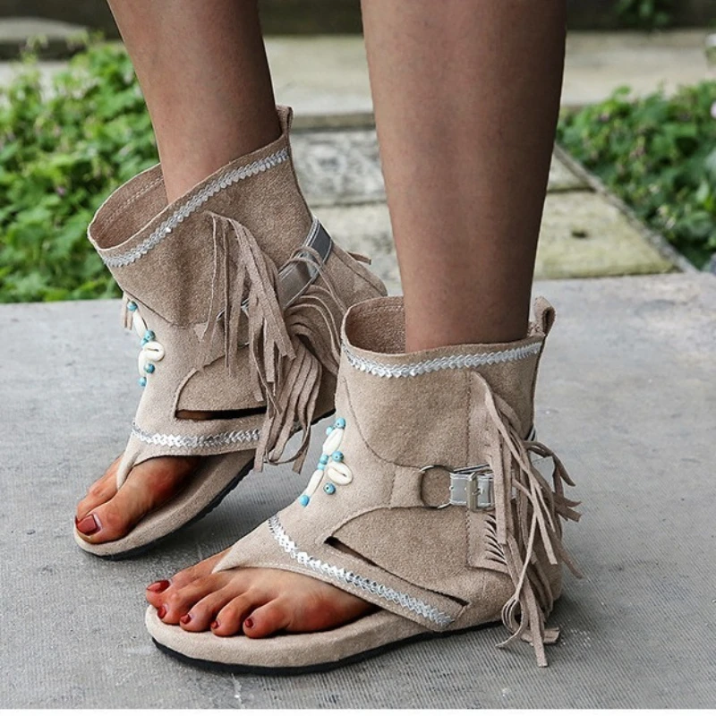 Plus Size Women's Bohemian Fringe Gladiator Sandals 2026 Summer Beaded Shell Flip Flops Ankle Strap Beach Shoes