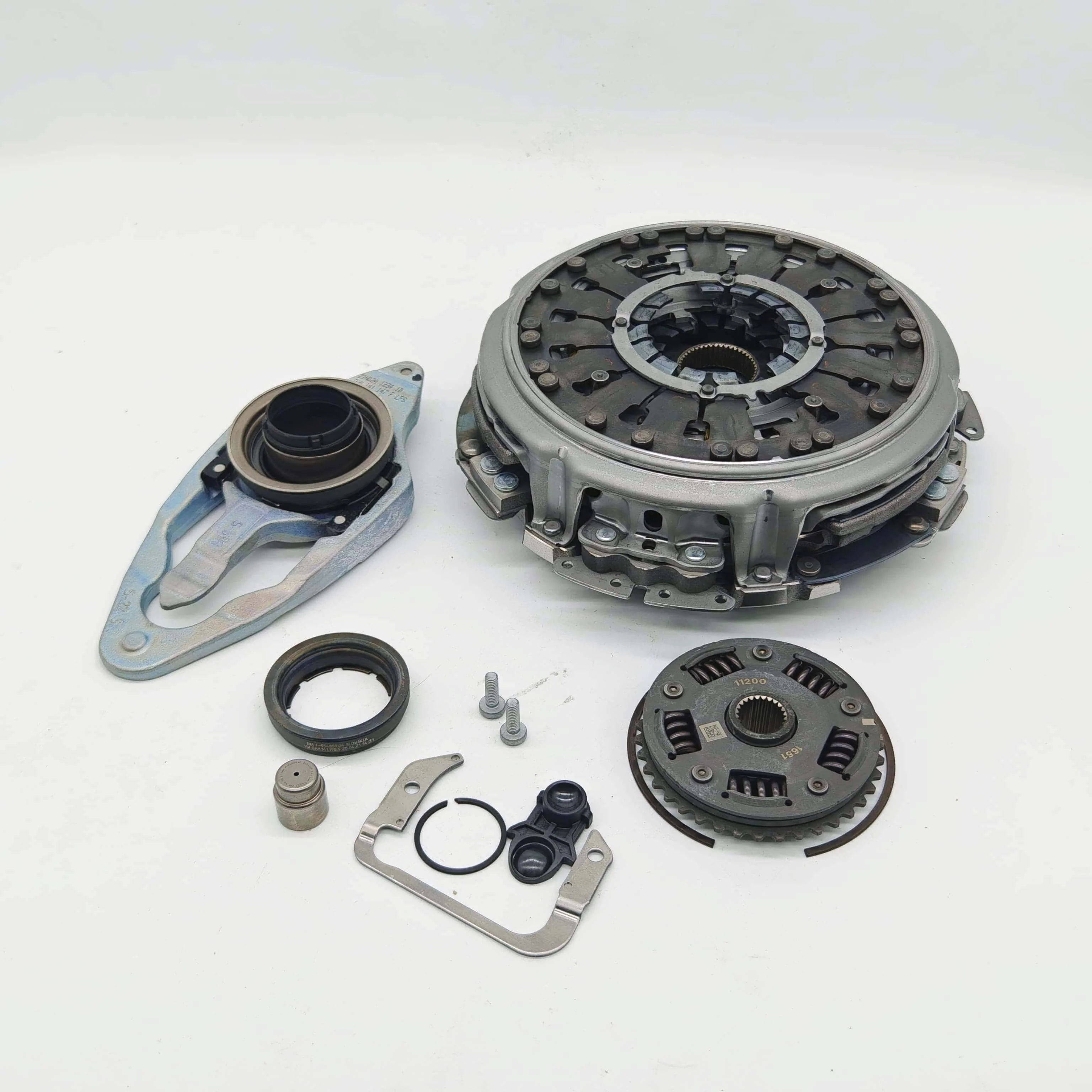 

DSG 0AM DQ200 Dual Clutch Disc Flywheel Clutch Kit 602000100 0AM141017CP 0AM198142L 0AM198140B