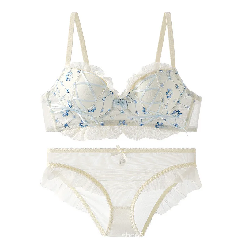 Underwear Sweet and Cute Lace Lingerie with Briefs Set Girl Heart Fresh Steel Ring Gathered Thin Bra Set Push Up Bralette
