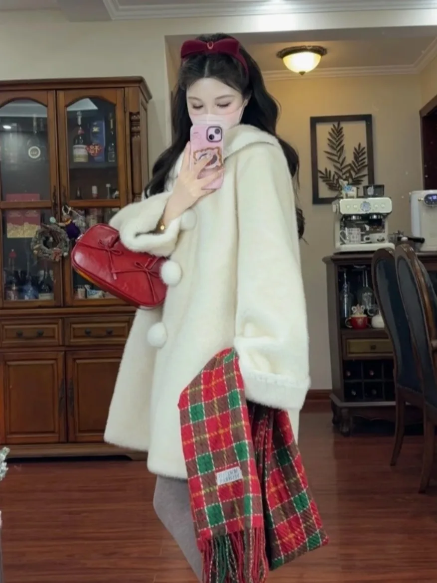 Winter Neue Sle Nette Medium Länge Pelz Ball Umweltfreundliche Leder Pelzmantel Frauen Anti-aging Mantel Pelt Inteated Polyester faser