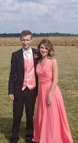 Ladies' Pleated Chiffon Bridesmaid Dress A-line Deep V-neck Long Party Dance Dress Formal Dinner Dress， Elegant Ladies with Slit