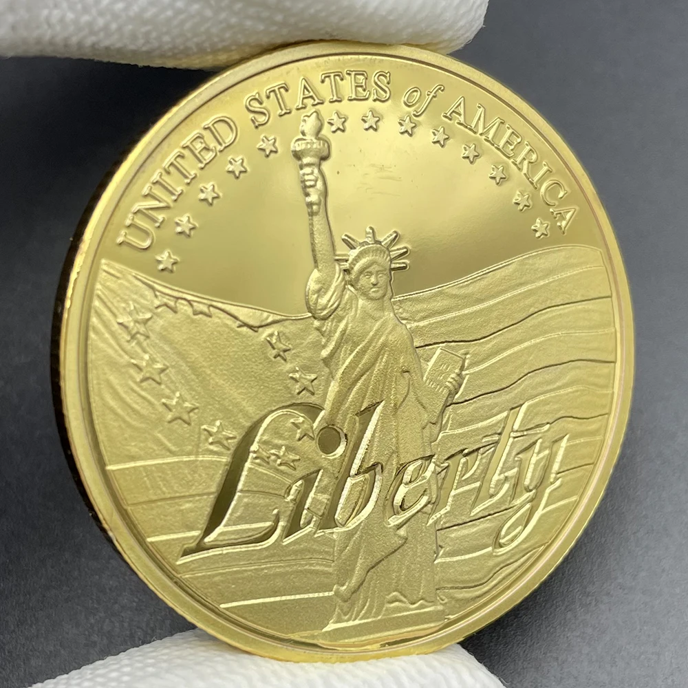 

Statue of Liberty Gold Coin Collectibles United States of America Carve “Liberty” Commemorative Medal in Capsule