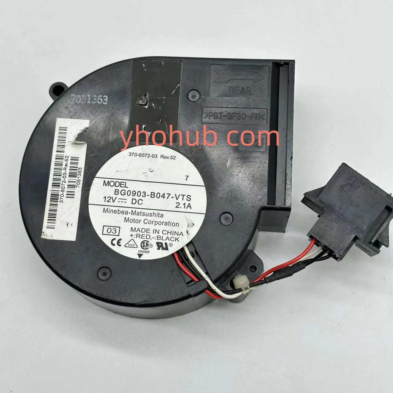 

NMB-MAT BG0903-B047-VTS 03 DC 12V 2.1A 97x97x33mm Server Cooling Fan