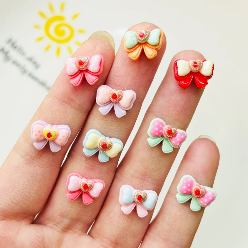 

30 Pcs Cute Mini Cartoon Strawberry Bow Knot Resin Figurine Crafts Cabochon Ornament Jewelry Manicure Hairpin Making Accessories