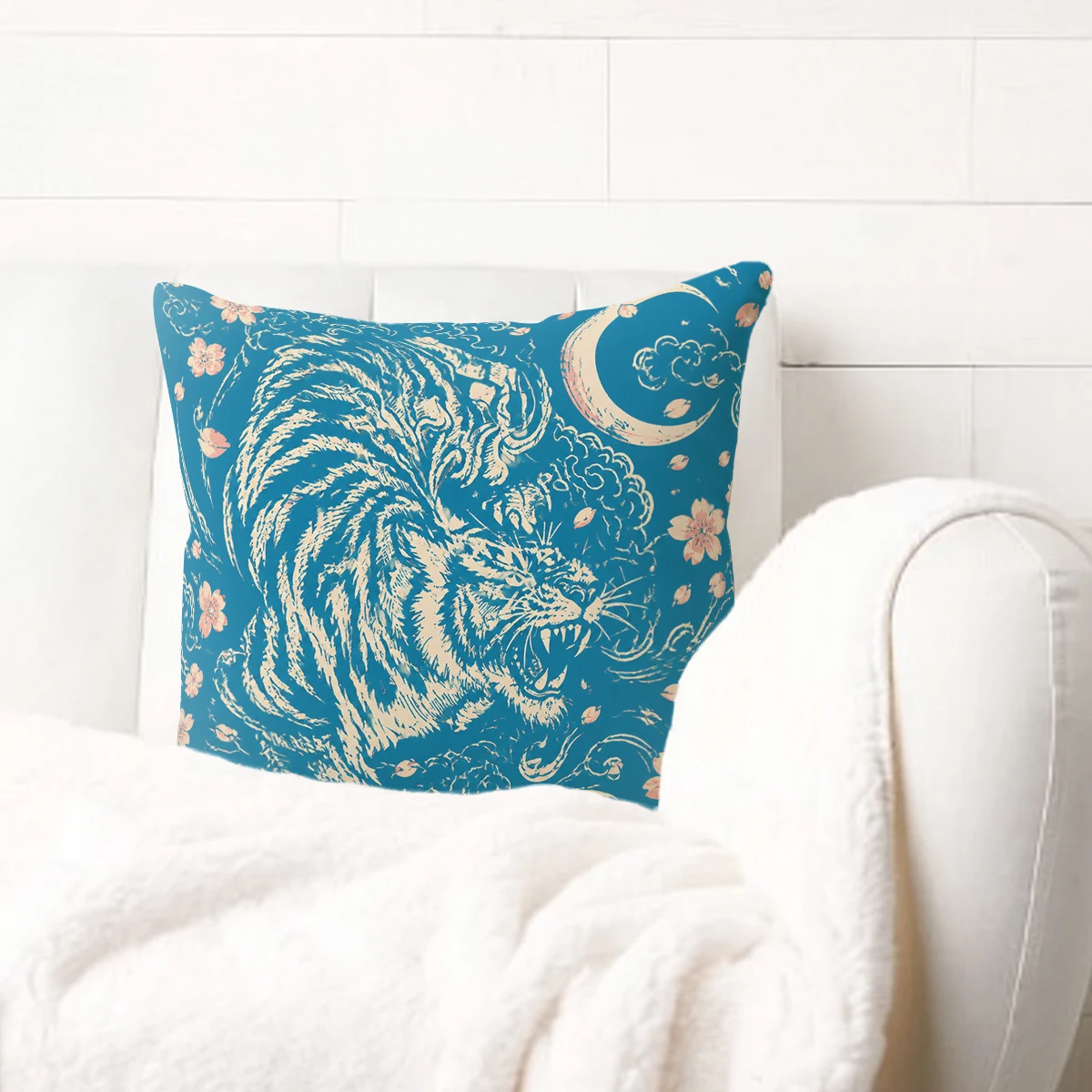 Cute Fish & Marine Plants Pattern Polyester Pillow Cover - Decorative Cushion Case for Bedroom, Living Room and Sofa Decor