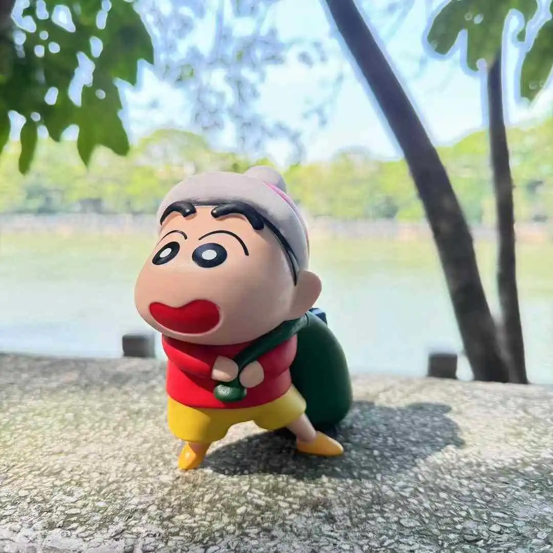 Anime Figurines of Crayon Shin-chan Delivering Christmas Gifts Crayon Shin-chan Gift Cosplay Series Desktop Dolls