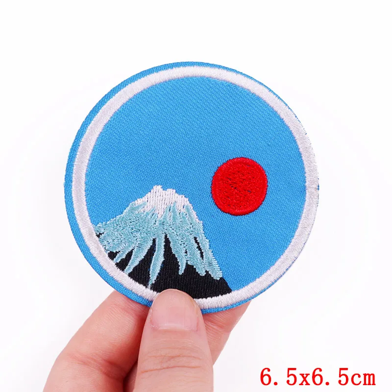 Japan Fish Lucky Cat Mount Fuji Patch Eisen auf Patches für Kleidung bestickte Patches auf Kleidung schmelzbare thermoadhäsive Patch