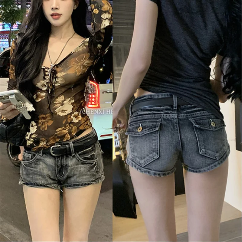 

2024Summer black and gray mid-waist vintage washed denim shorts for women, with a short front and long back, versatile, hip-hugg