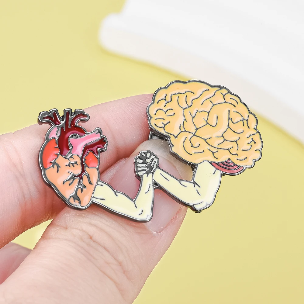 DCARZZ Heart and Brain Handshake Pin Brooch Funny Anatomy Biology Medical Badge for Women Men Special Gift