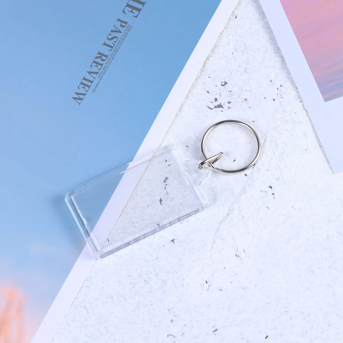 

50Pcs Acrylic Blank Insert Photo Keychain DIY Personalized Gift for Friends and Family Easy Assemble Clear Plastic