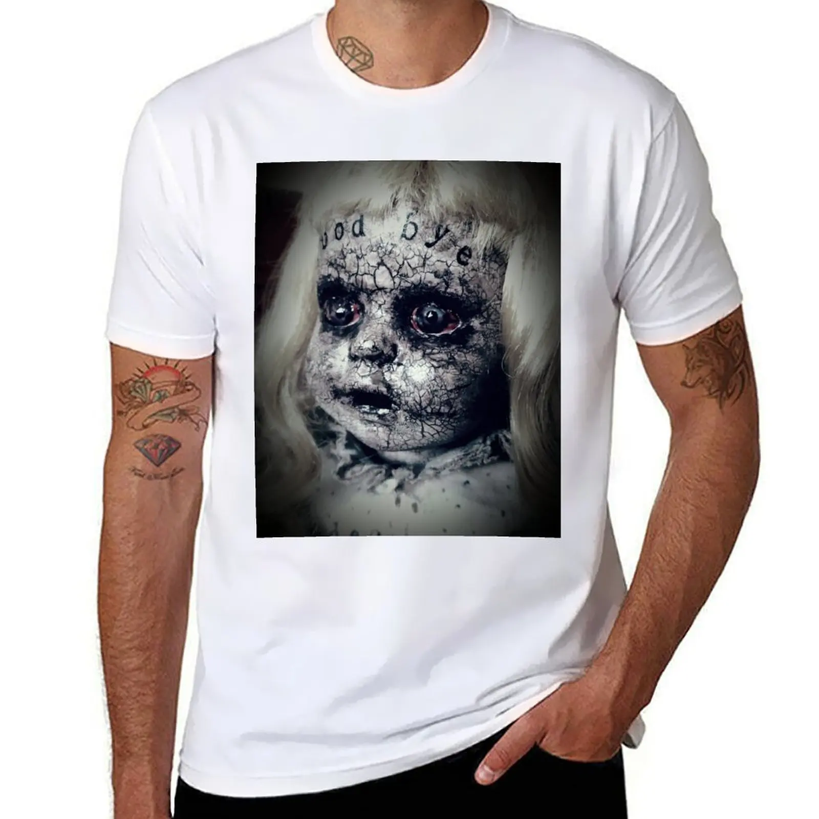 

Creepy doll, creepy, horror, horror doll, zombie, Ouija, Ouija board, doll, goth, gothic, alternative, ouija T-Shirt