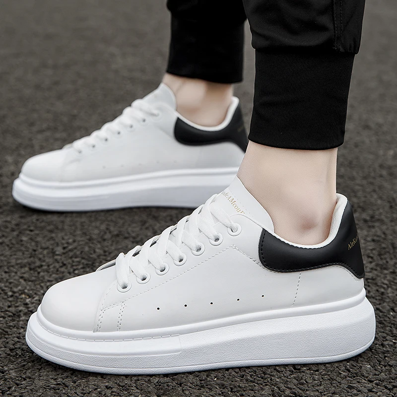 

Classic White Sneakers Women Men Skate Shoes Comfortable Increasing Platform Shoes Woman PU Leather Skateboarding Shoes For Men