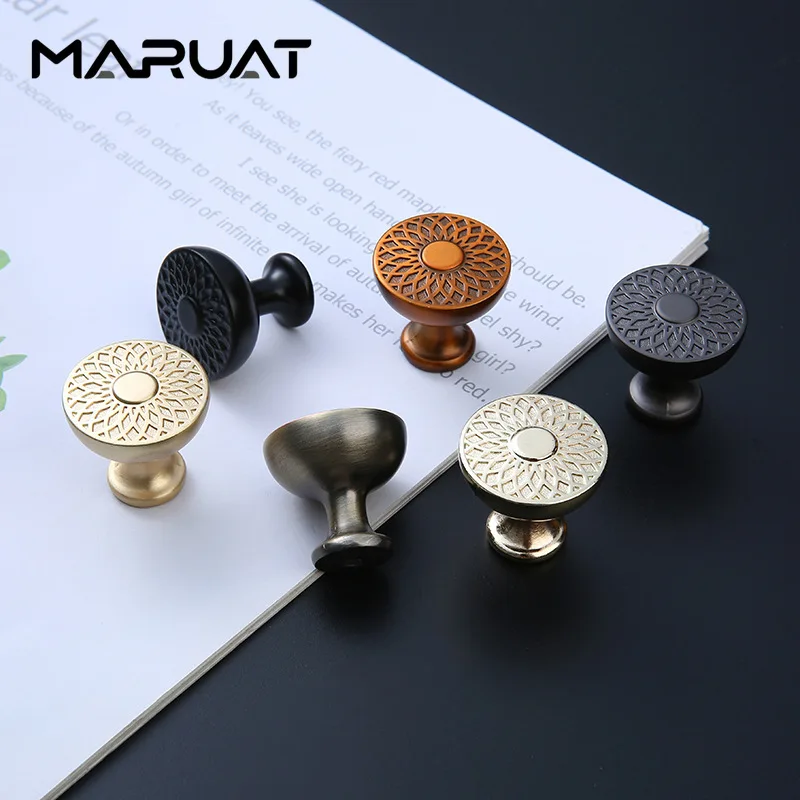 Aluminum Alloy Embossed Trophy Cabinet Drawer Wardrobe Knobs Dia 30mm Furniture Hardware for Cabinet Drawer Handle
