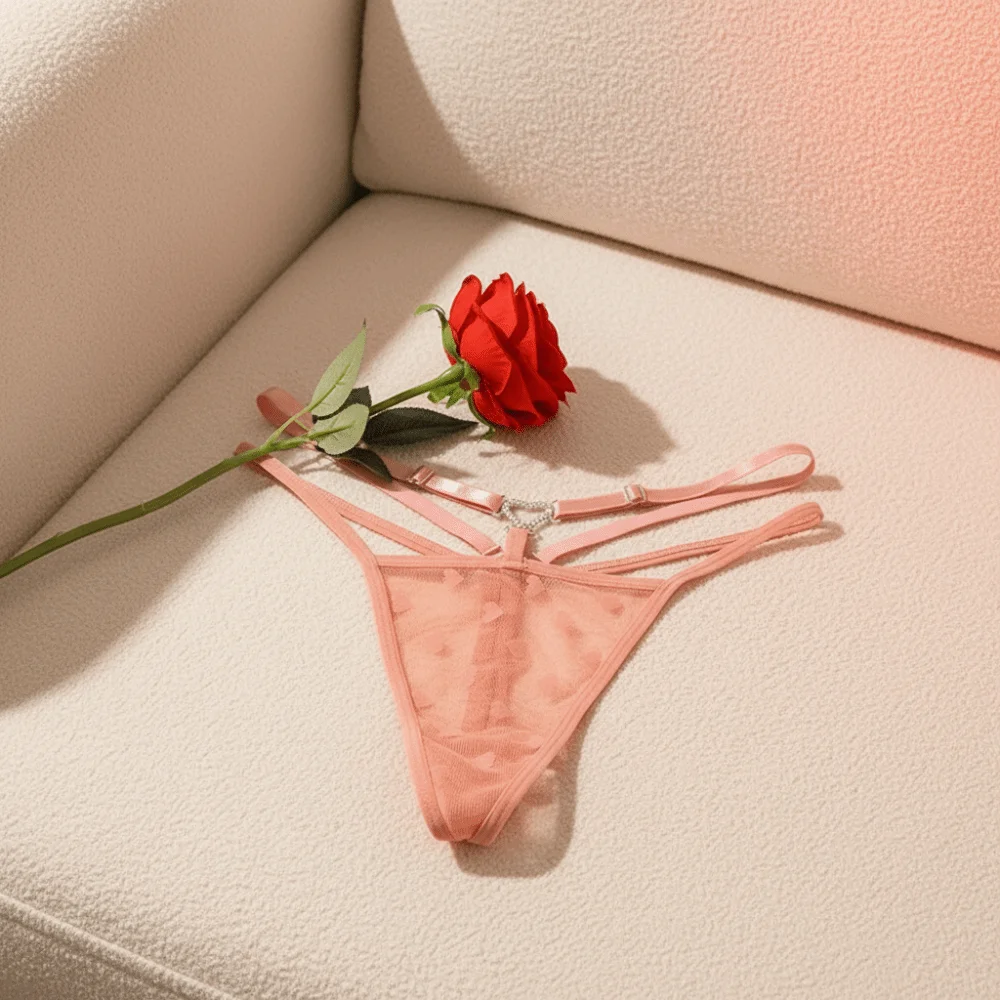 Low Waist Heart Rhinestone Thongs Love Heart Solid Color Bikini Briefs Underpants Traceless T-back Panties Women Daily Wear