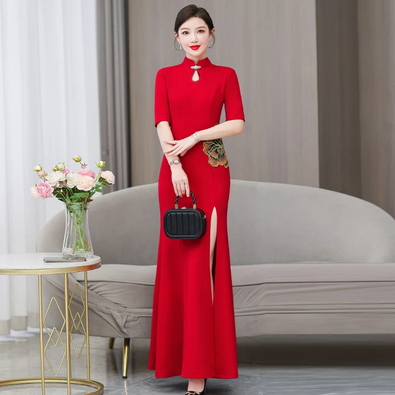 

Red Wedding Cheongsam Dress Women Summer 2024Short Sleeve Vintage Improved Dresses Embroidery Slim fishtail Qipao Party Vestidos