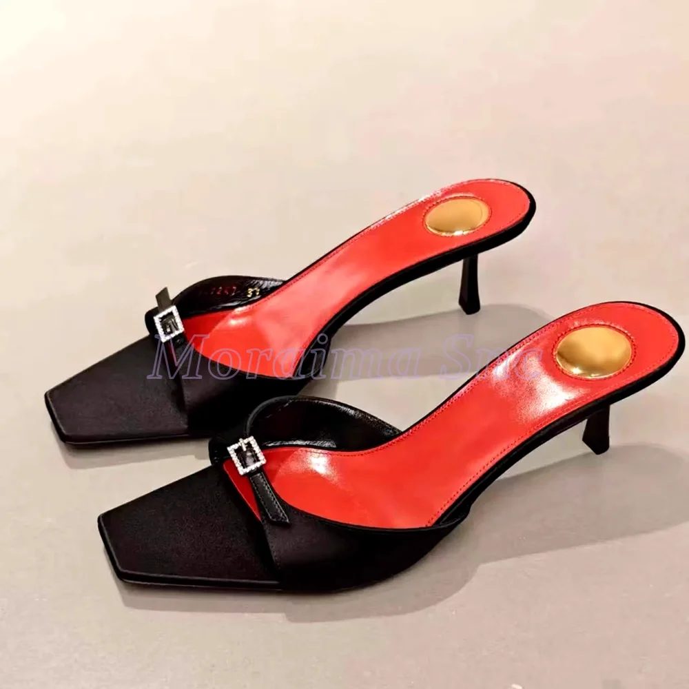 الساتان مشبك ساحة تو البغال الضحلة الانزلاق على خنجر عالية الكعب أسود الصلبة مثير المرأة شبشب صيفي مأدبة حفلة 2025 جديد #2