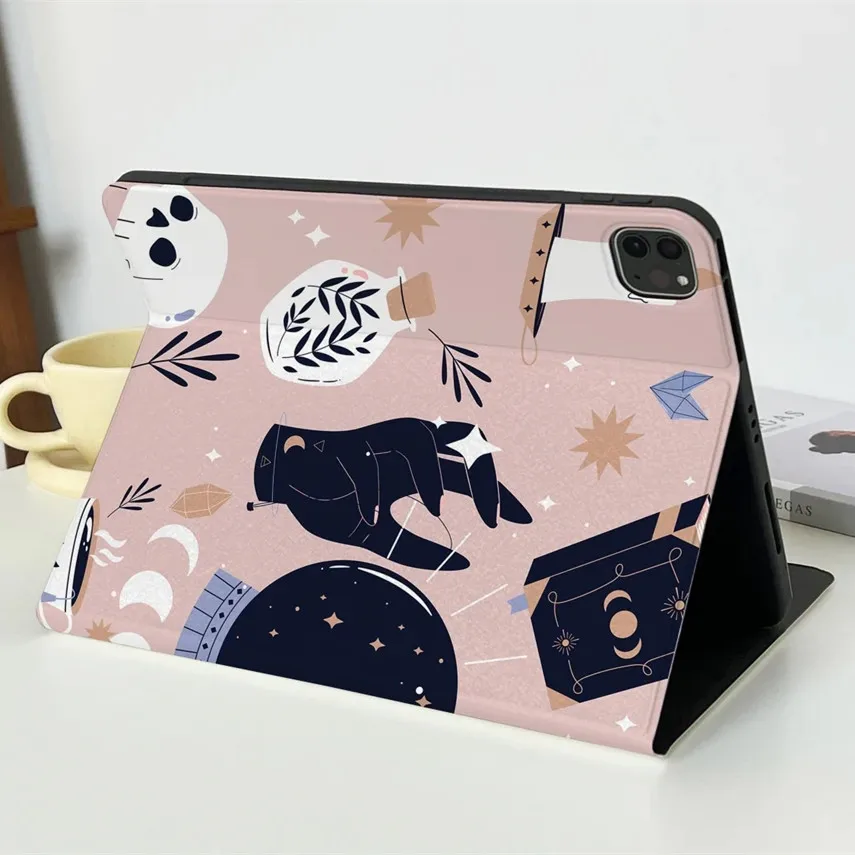 حافظة للآي باد بتصميم خرافة مرحة مع حامل قلم رصاص لأجهزة iPad 9.7 10.2 11 12.9 بوصة iPad Air 2 3 4 iPad Mini 6 5 iPad 2021 2020