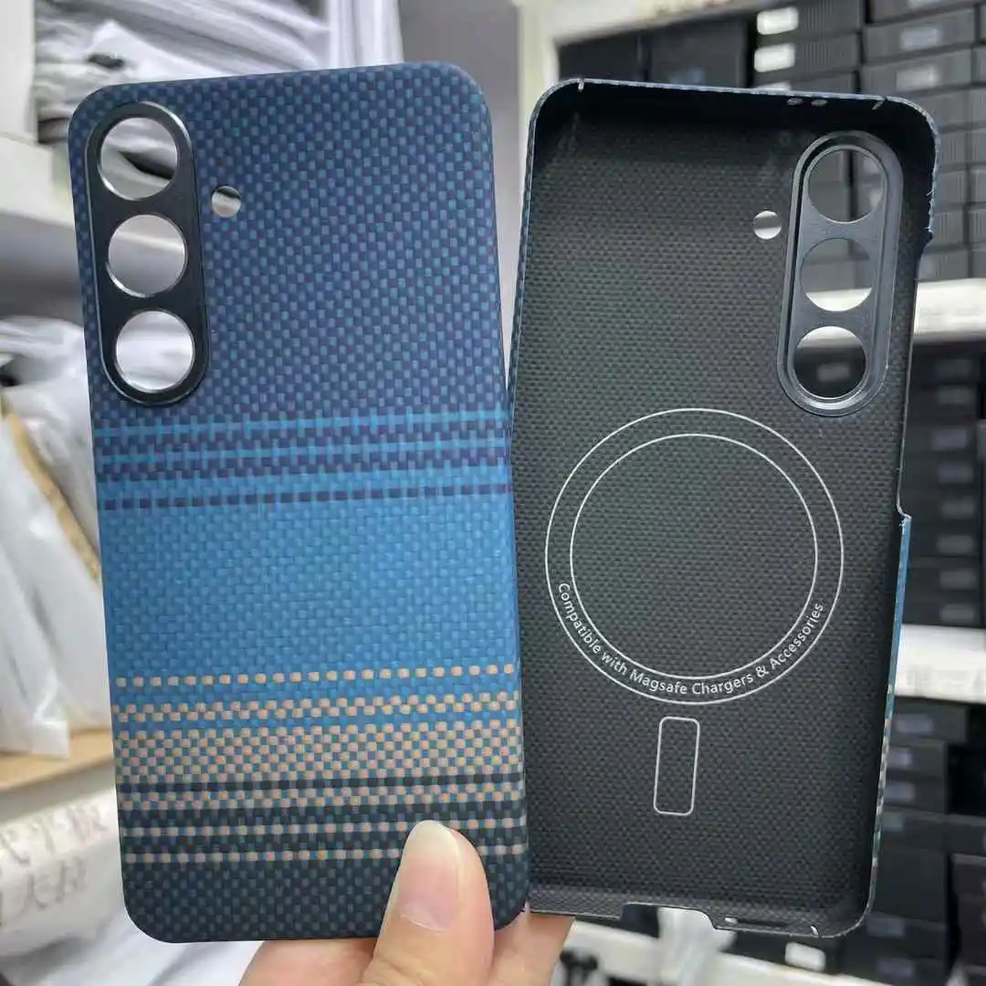 

ACC-Real carbon fiber moon rise blue suitable for s24Ultra s24puls s24 aramid fiber with magnetic suction phone case