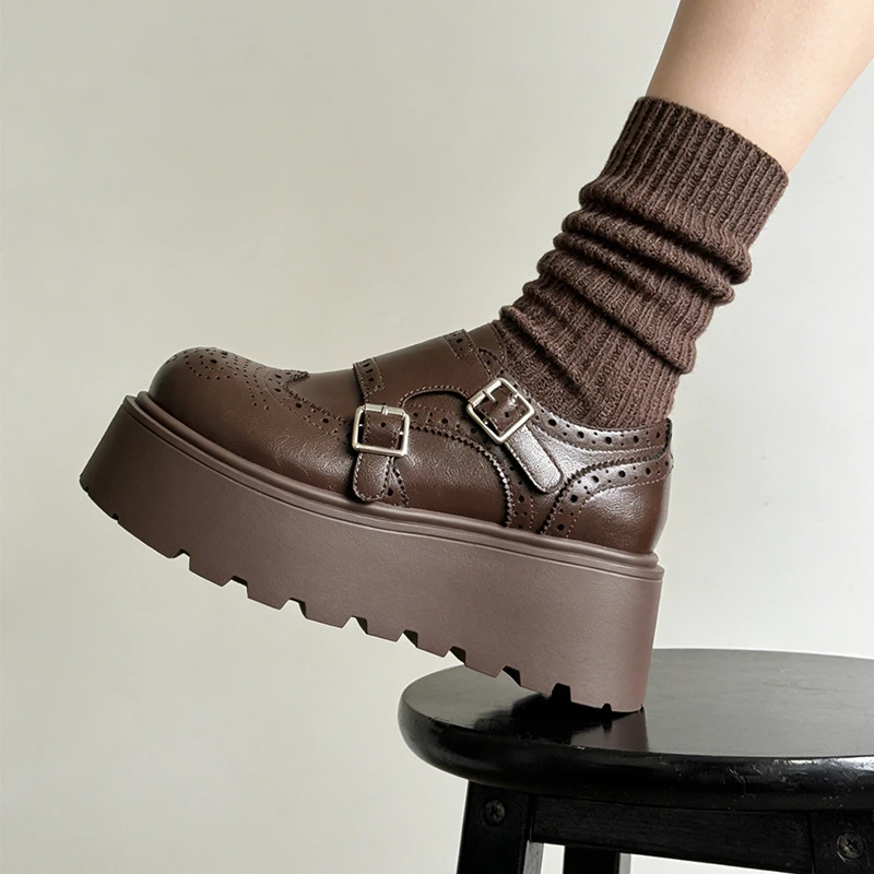 

2026 Spring New Fashion Metal Buckle Design Women's High Heels Thick-Soled Comfortable Loafers Retro Solid Color Casual Shoes