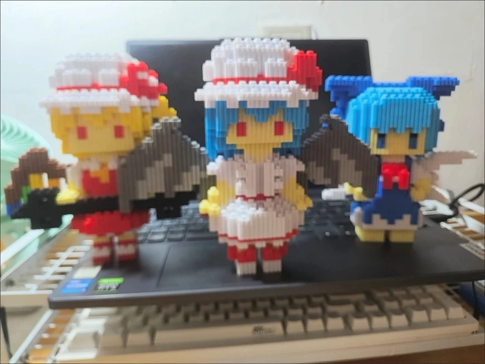 애니메이션 TouHou 프로젝트 빌딩 블록 DIY 크리 에이 티브 벌크 세트 Kirisame Marisa 벽돌 장난감 조립 피규어 ABS 모델 인형 크리스마스 선물