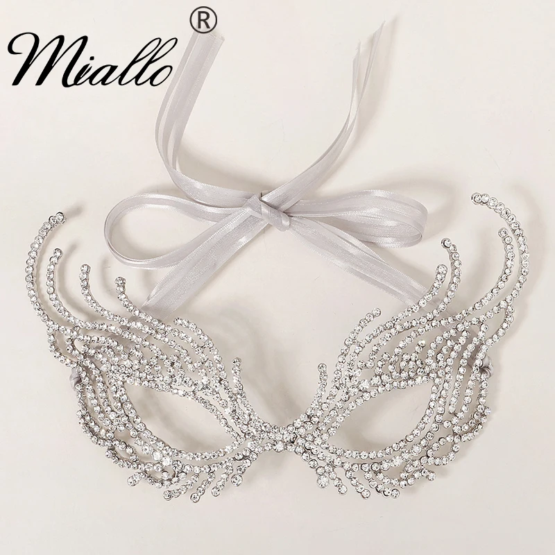 

Miallo Fashion Rhineston Butterfly Face Mask for Women Accessories Prom Trendy Hyperbole Masquerade Party Luxury Jewelry Gift