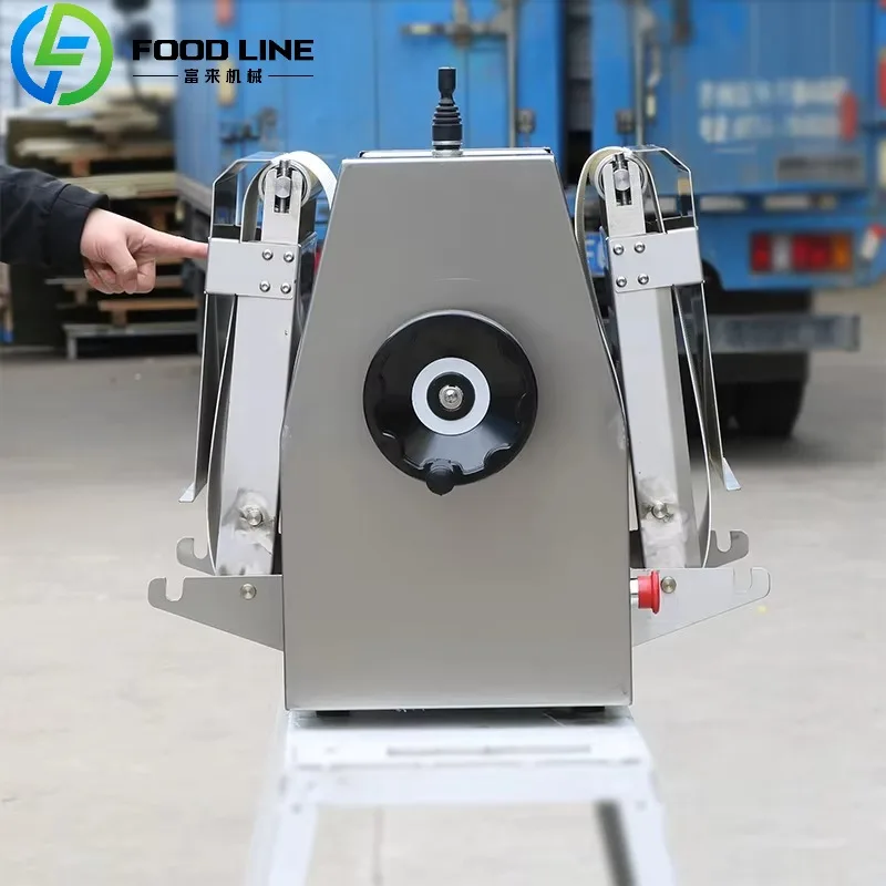 آلة ضغط المعكرونة التجارية المخصصة معدات ضغط العجين ذات السعة العالية للمعكرونة الطازجة مع إعدادات سمك قابلة للتعديل