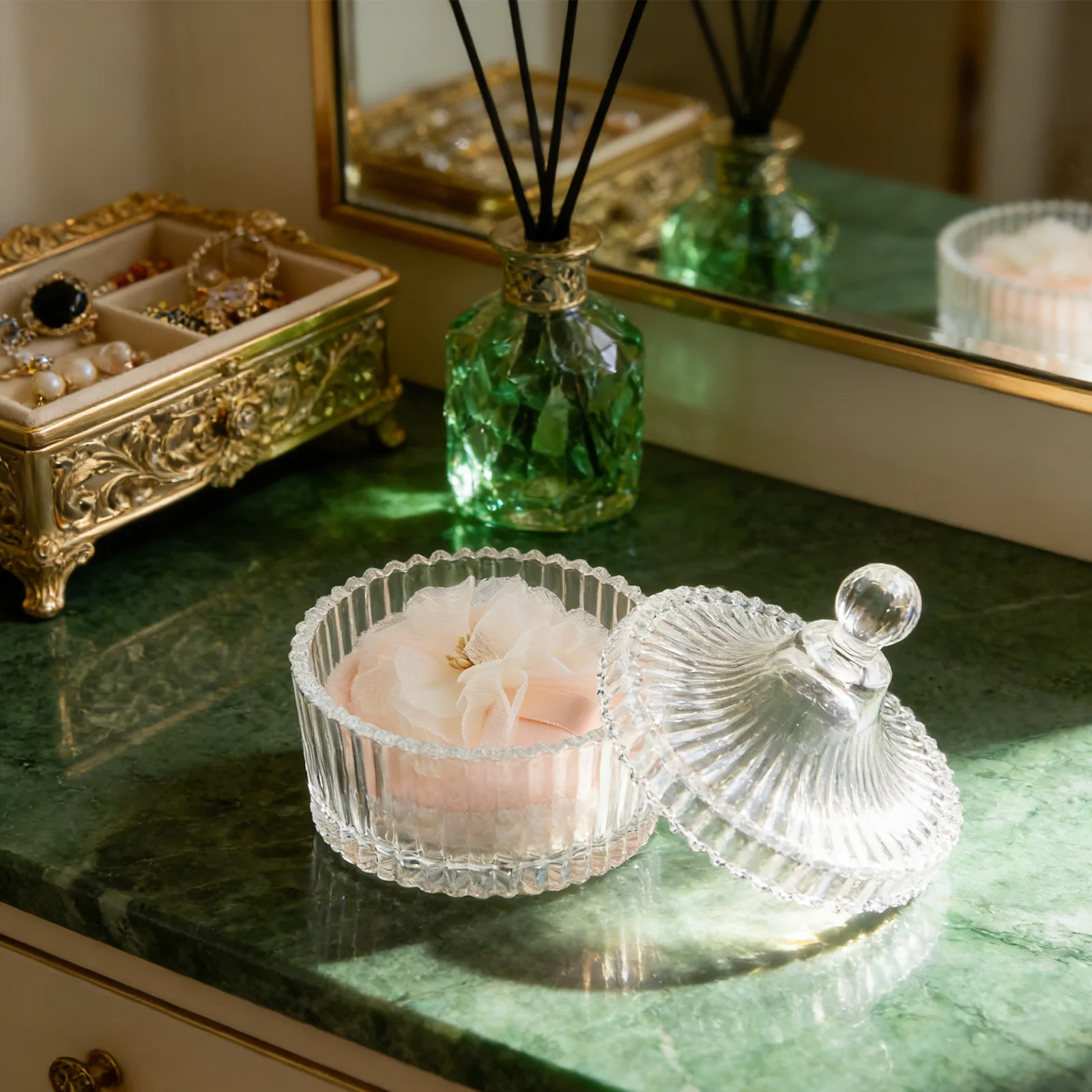 

Makeup Powder Puff with Case Large Comfortable Grip for Even Application All Day Setting Contouring Portable Beauty Puff Kit