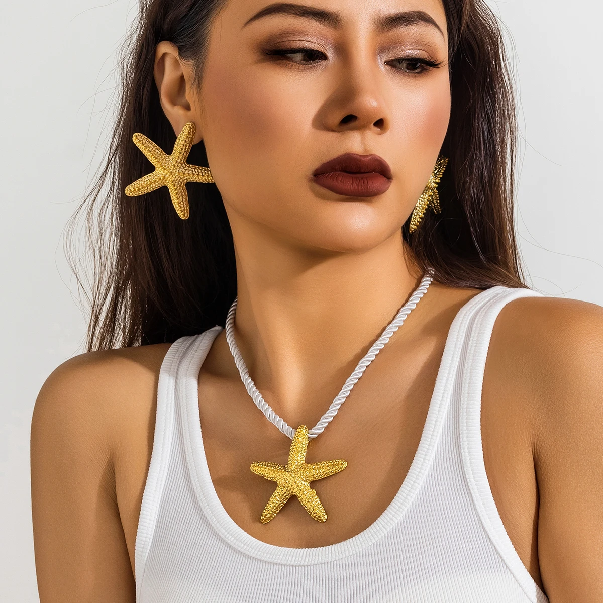Exaggerated Boho Metal Big Starfish Star Pendant Choker Necklace Women Summer Punk White Chunky Chain Y2K Jewelry Accessories image 2