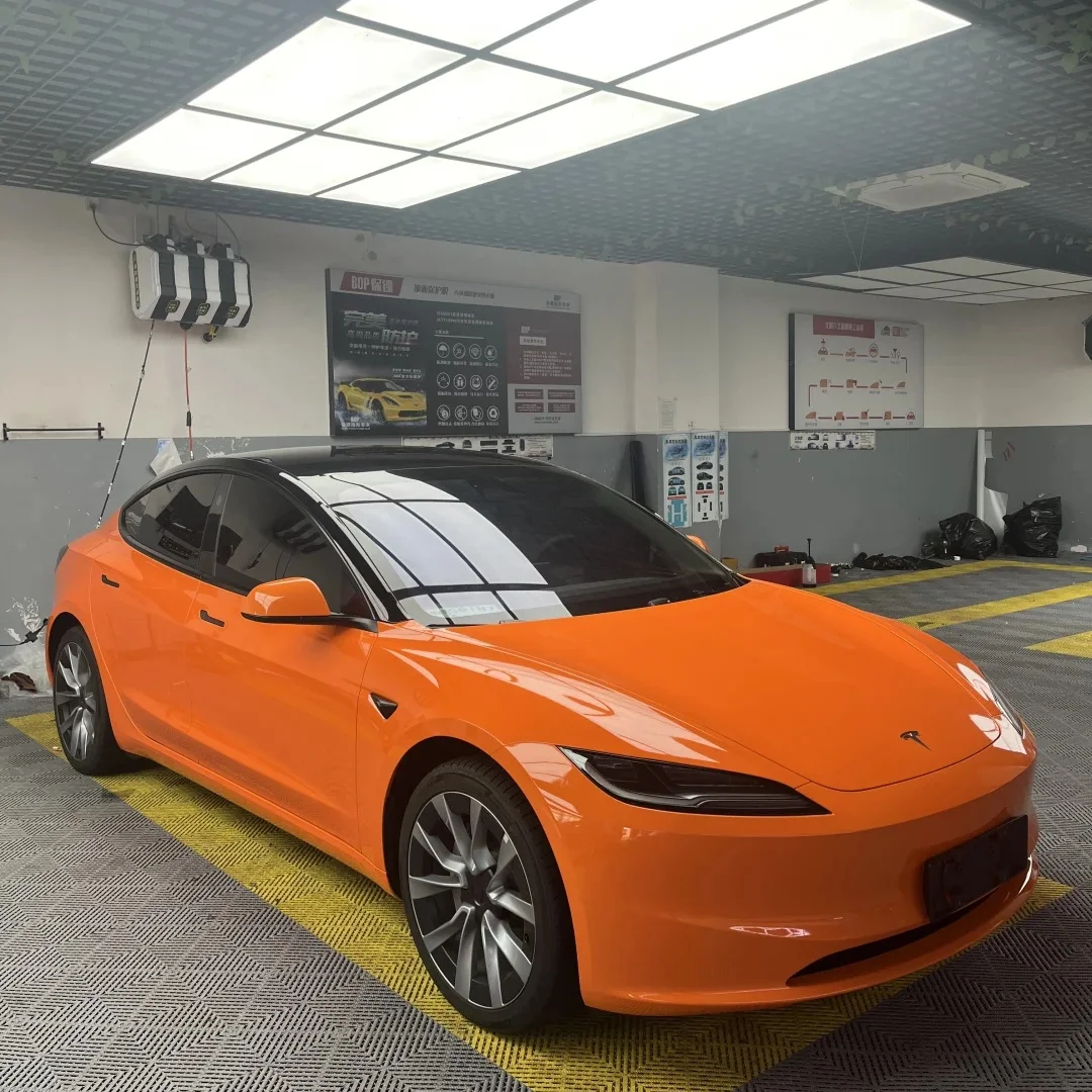 PET lucido metallizzato arancione pellicola per tutto il corpo rotolo di bolle d'aria pellicola protettiva per vernice vinilica per autoveicoli pellicola protettiva per auto