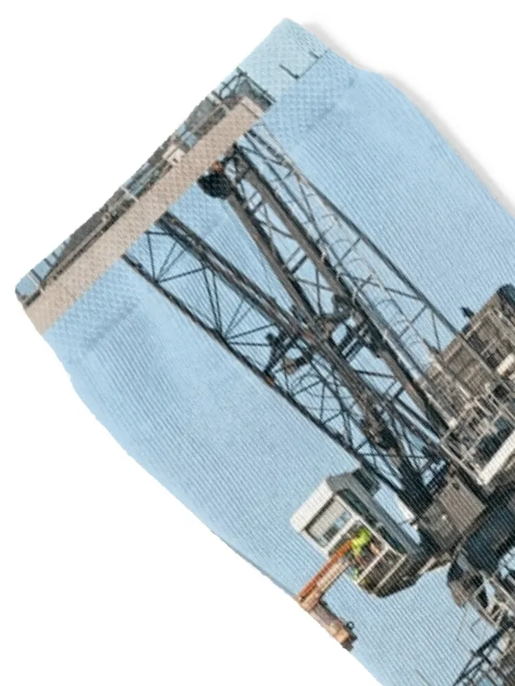 لوازم تحميل رافعة البناء للعمل على وحدات متعددة الطوابق. 29 يناير 2020. جزء من سلسلة. الجوارب #2