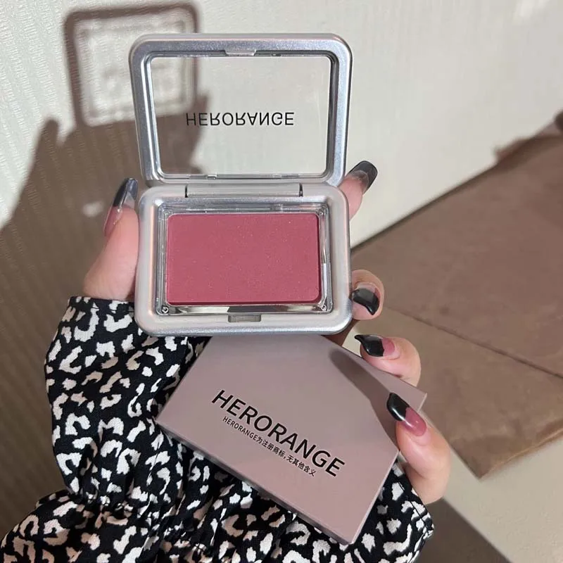 HERORANGE Atmospheric Single-color Blush Is Waterproof, Sweat-proof, Non-fading and Long-lasting. Five Colors Are Available.