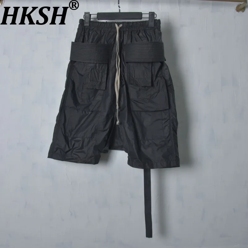 

HKSH RO Korean Summer New Trend Men's Tide Casual Loose Shorts Simple Thin Half-Length Pants Spliced Niche Design Capris HK20985