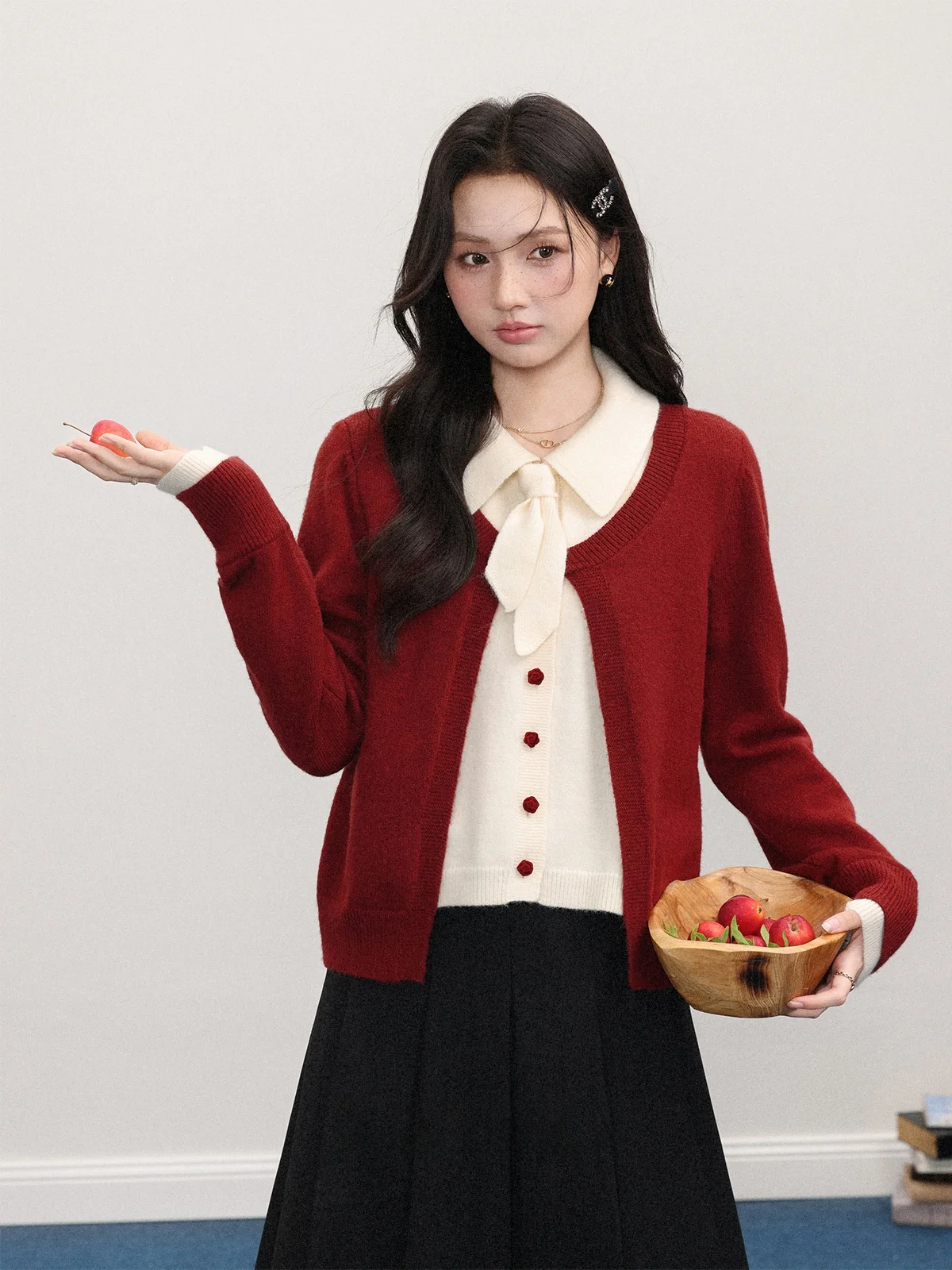 

Красный вязаный свитер-имитация двойки с воротником и поясом для женщин, осенне-зимняя новинка от Zhang Soda, свободный крой, длинный рукав