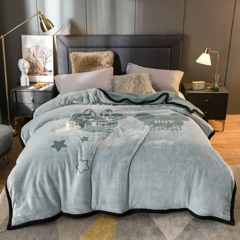 

Customizable Bedding Autumn and Winter Thickened Thermal Flannel Composite Blanket
