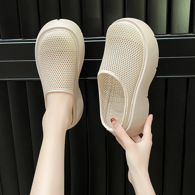 

High-Heeled Shoes Lady Cover Toe Womens Slippers Outdoor Slides Med Pantofle Fashion Platform Flat 2024 Luxury Rubber Rome Fabri