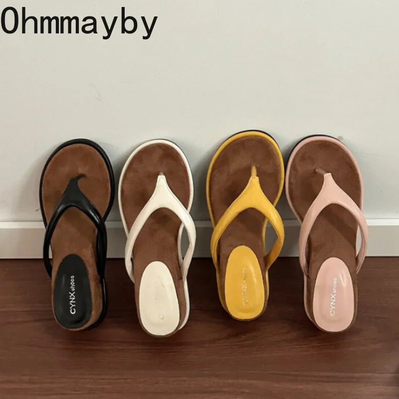 Sandalias de Verano para Mujer, con Punta Redonda y Clip, Tacón de Cuña, Pantuflas de Exterior Cómodas con Plantilla de Gamuza, para Vacaciones en la Playa