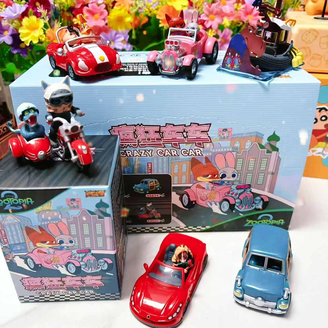 Nowa seria Disney Zootopia Crazy Rides - figurki kolekcjonerskie w niespodziance, ozdoby na biurko, modne kolekcje, prezenty urodzinowe dla dzieci.