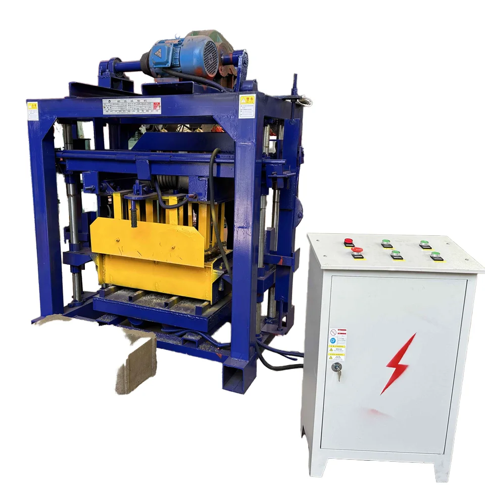

4-40B Semi-Automatic Hydraulic Brick Making Machine for Cement for Block and Earth Press Bricks Scraping Feature for Kuwait
