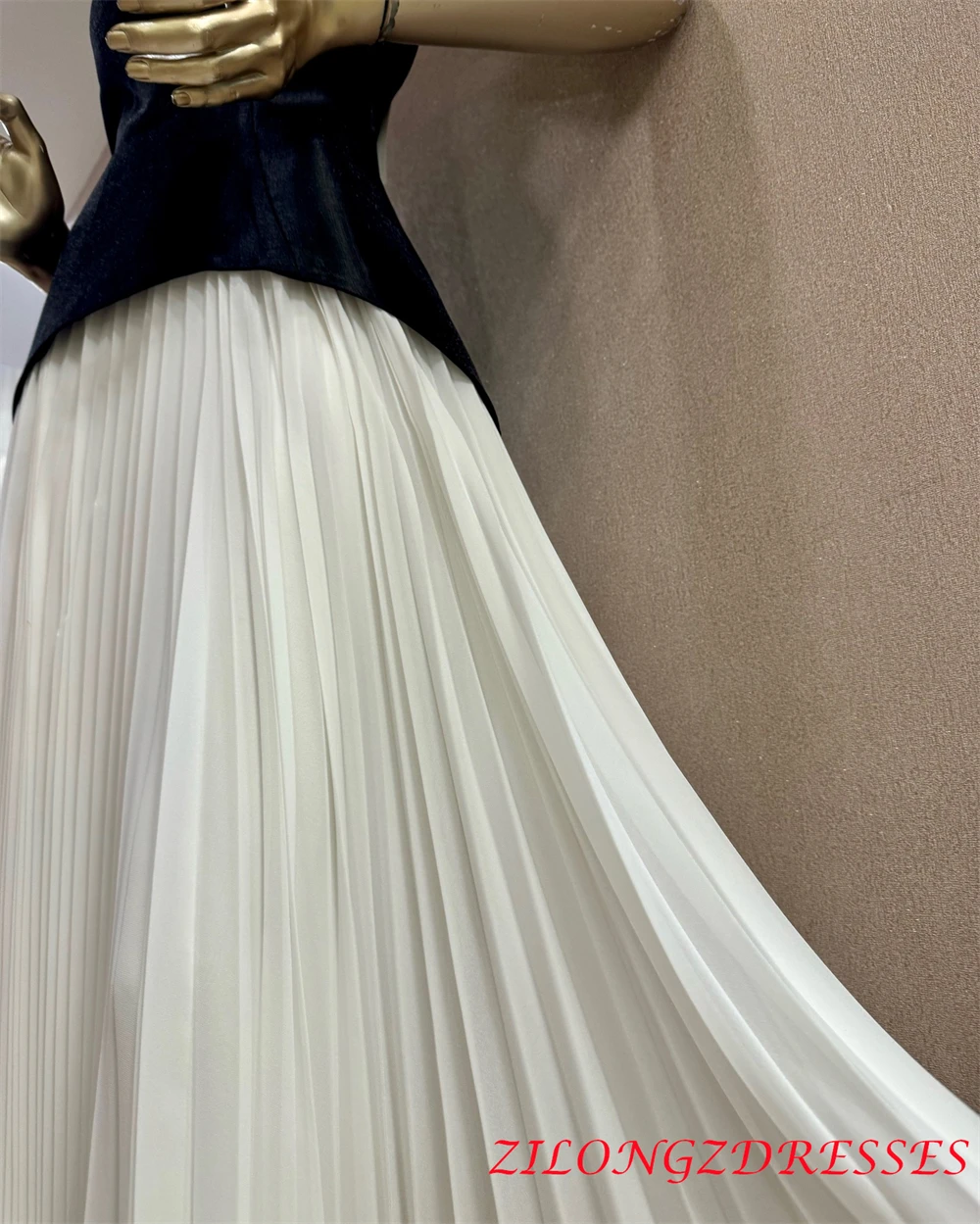 Customized  Classic White Chiffon Evening Dress Formal Strapless Sleeveless Homecoming Dresses Fashion Special Occasion image 3