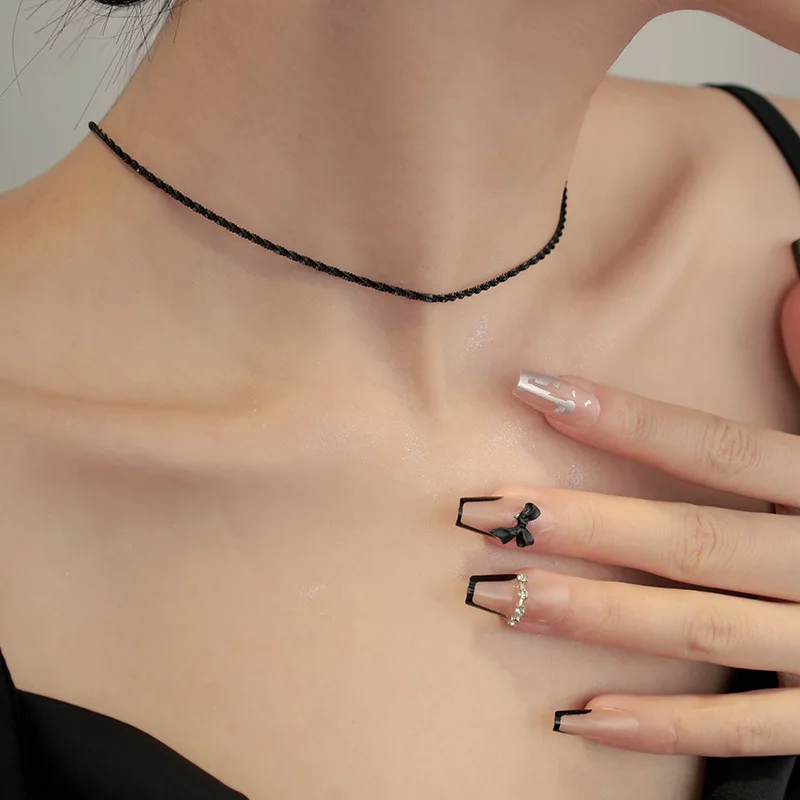 الظلام الأسود السماء المرصعة بالنجوم تألق 925 فضة الملتوية سلسلة قلادة للمرأة بساطتها المختنق مجوهرات اكسسوارات هدايا